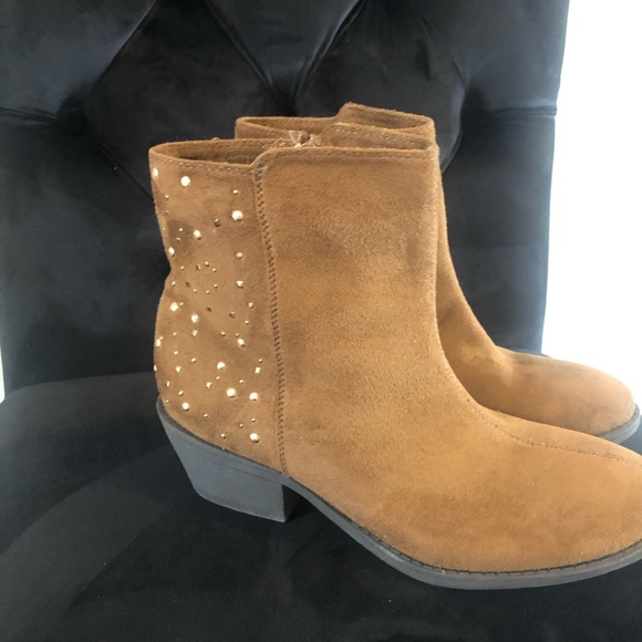 Ankle booties by Paris Blues - Picture 3 of 4